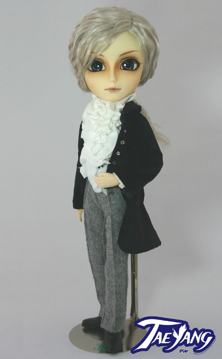 Taeyang Doll - Butler